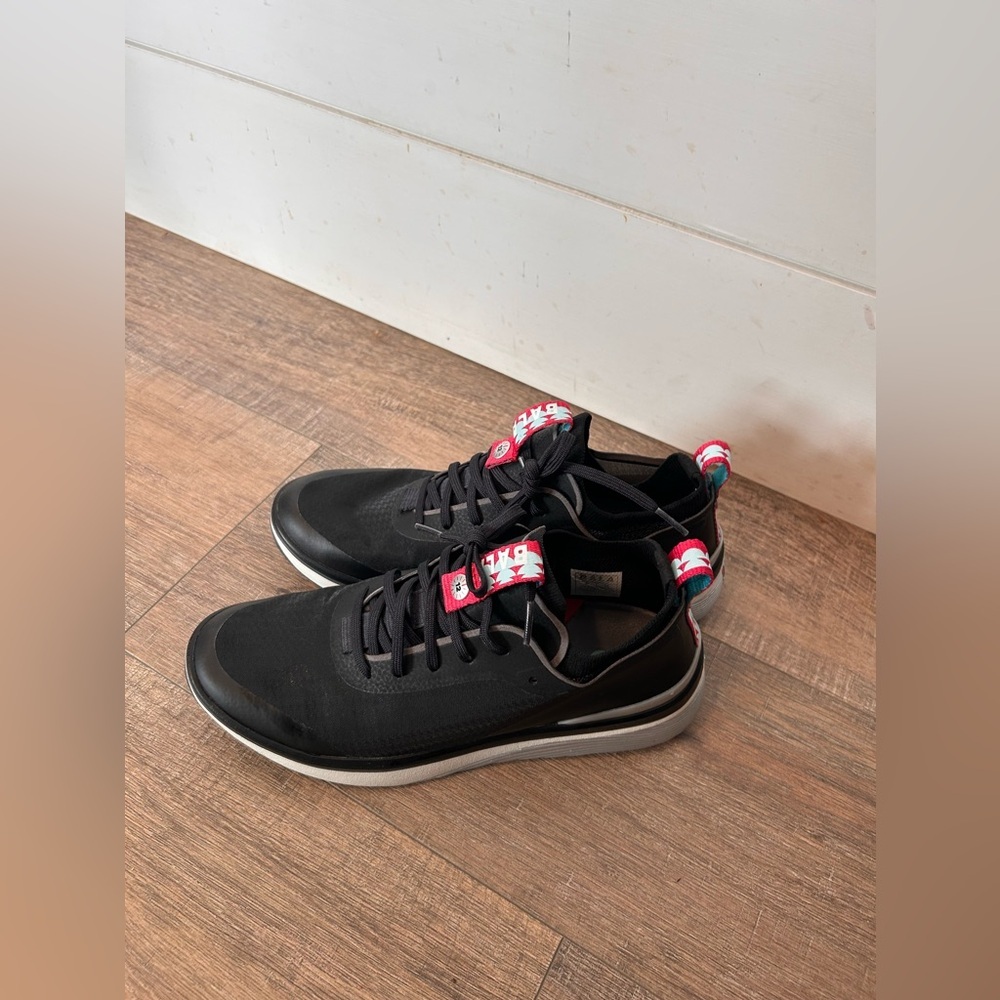 Bala Twelves Black White Shoes Sneakers WFNU-1201 | Women Size 8.5​
